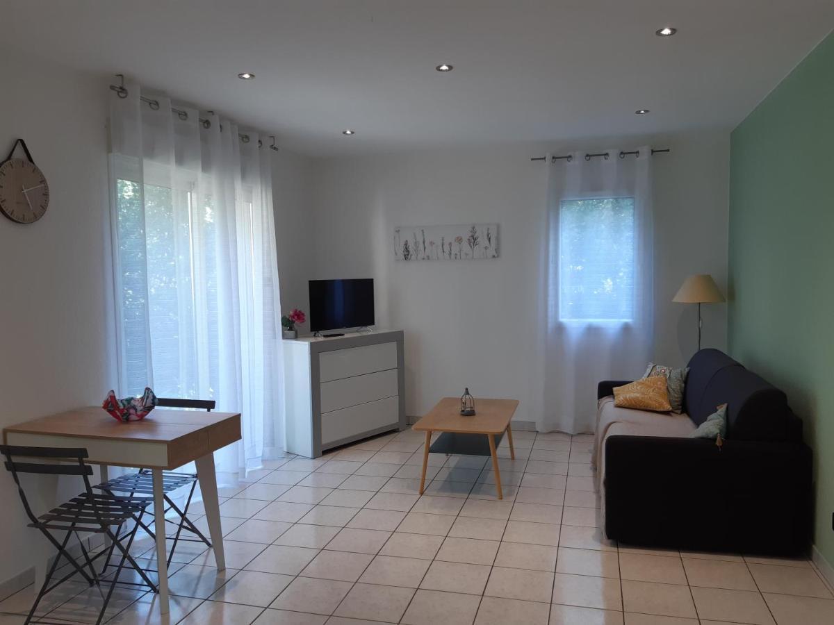Charmante Maison A Payzac Extérieur photo